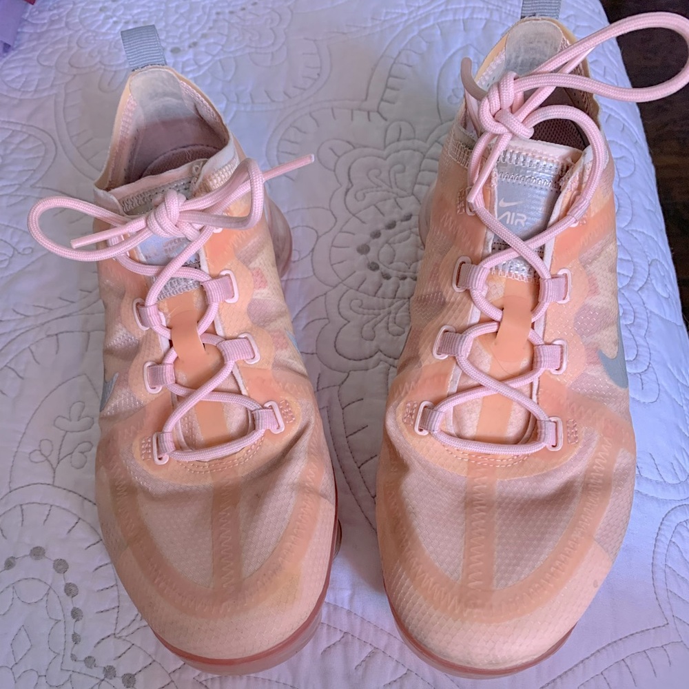 Womens Nike VaporMax